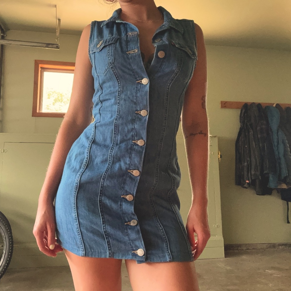 Levi’s denim dress